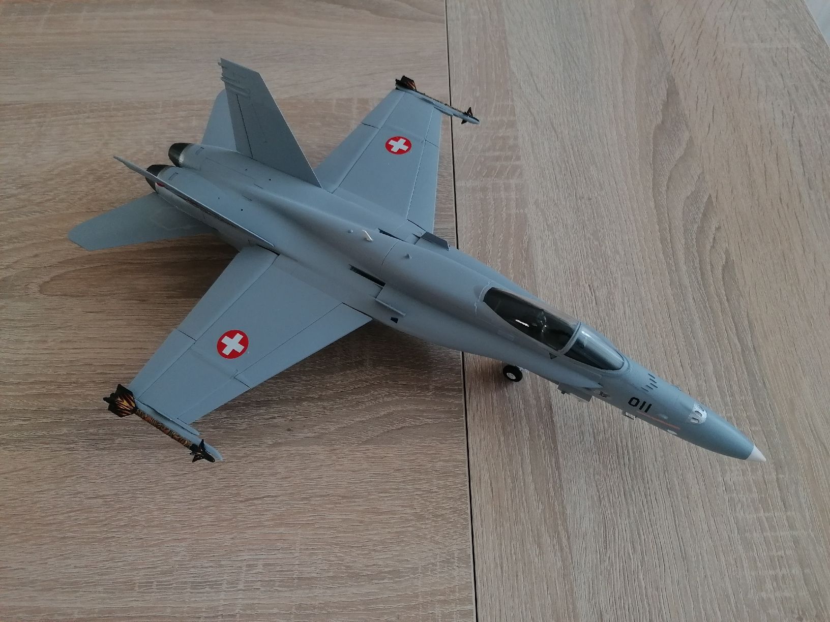 Schweizer Armee Modellbausätze & Standmodelle: FA/18  Massstab 1:48 – Neu (gemäss Beschreibung) aus Brunnen von pepone08 4