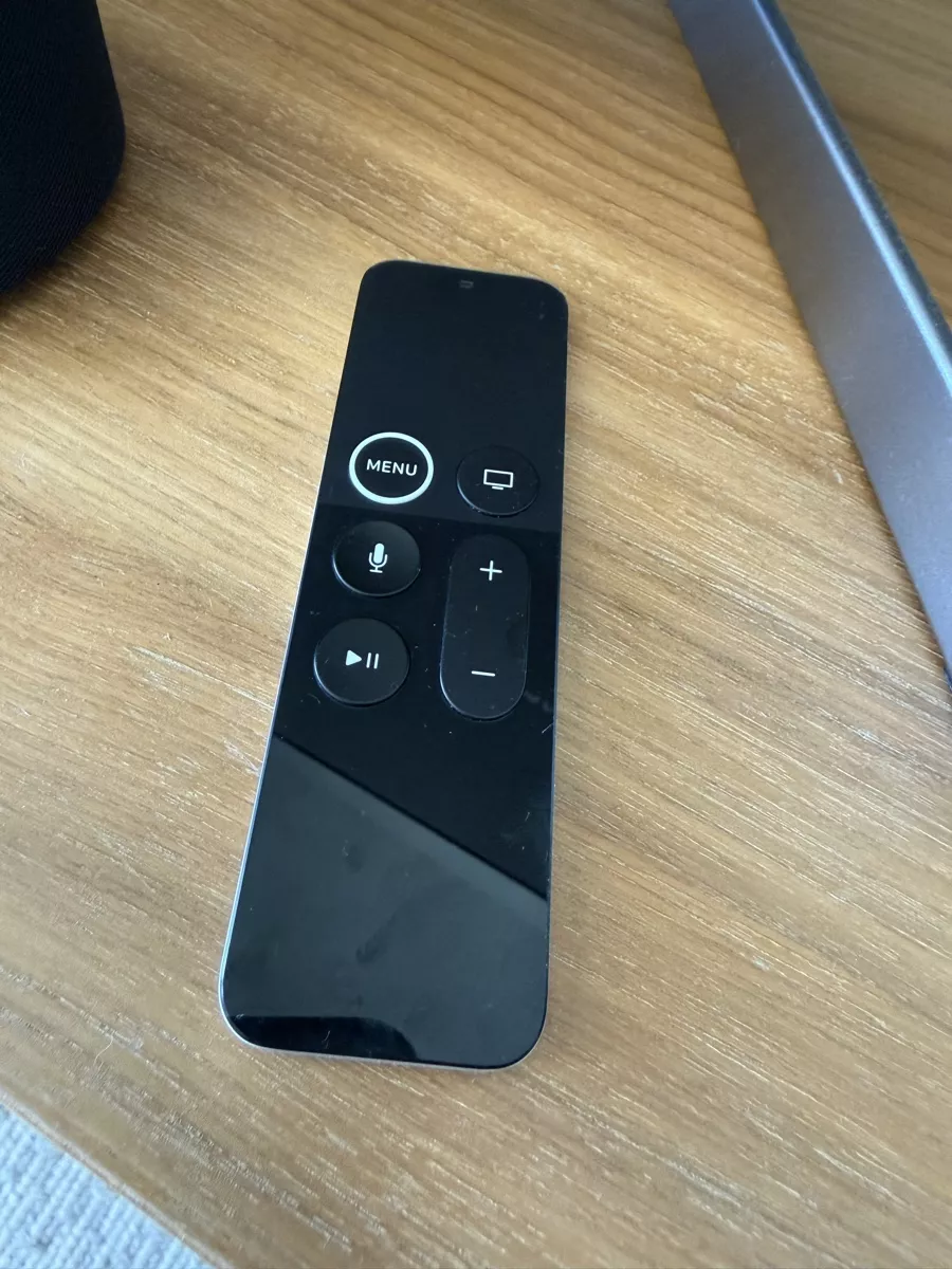 Apple Telecomandi: Télécommande Apple TV état d'usage – Usato da Kloten venduto da Mumiiin 6