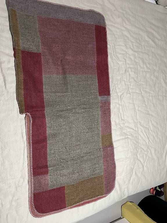 Sonstige Damenmode: Poncho  – Gebraucht aus Horw von Reb_rp5z 1