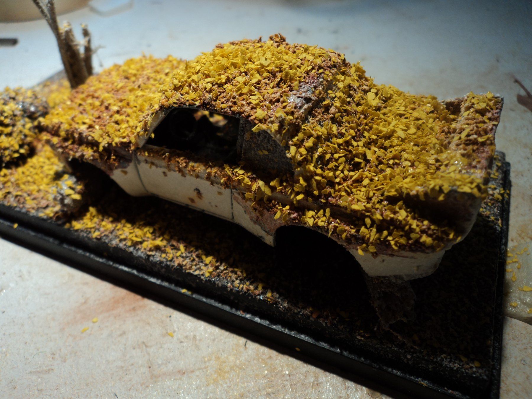 BMW Modellini d'auto: Schrottplatz BMW CSL, Diorama 1/43 – Nuovo (secondo la descrizione) da Schwarzenburg venduto da modelCARama 3