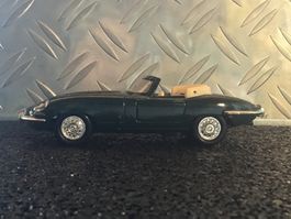 CLASSIC SPORTSCAR COLLECTION JAGUAR E CABRIOLET