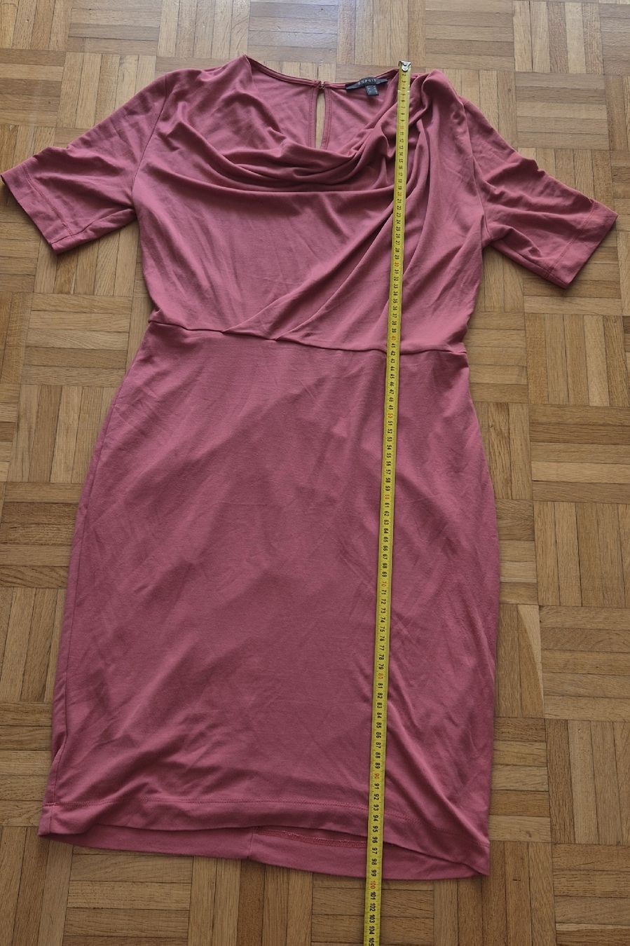 Esprit Kleider: Kleid Esprit Rosé Grösse M – Gebraucht aus Münchenstein von yes_l59n