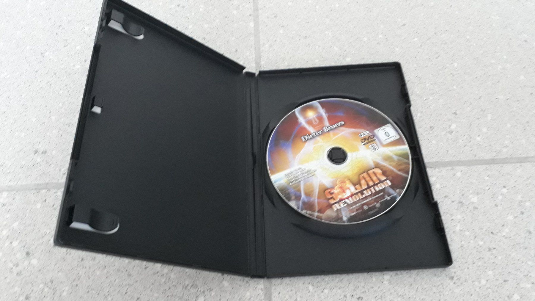 Alle DVDs: Solar Revolution – Gebraucht aus Stäfa von Supertramp73 1
