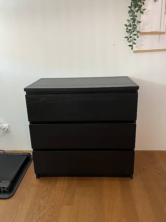 Ikea Cassettiere: Ikea Malm Kommode Schwarz – Usato da Biel/Bienne venduto da nurrund 3