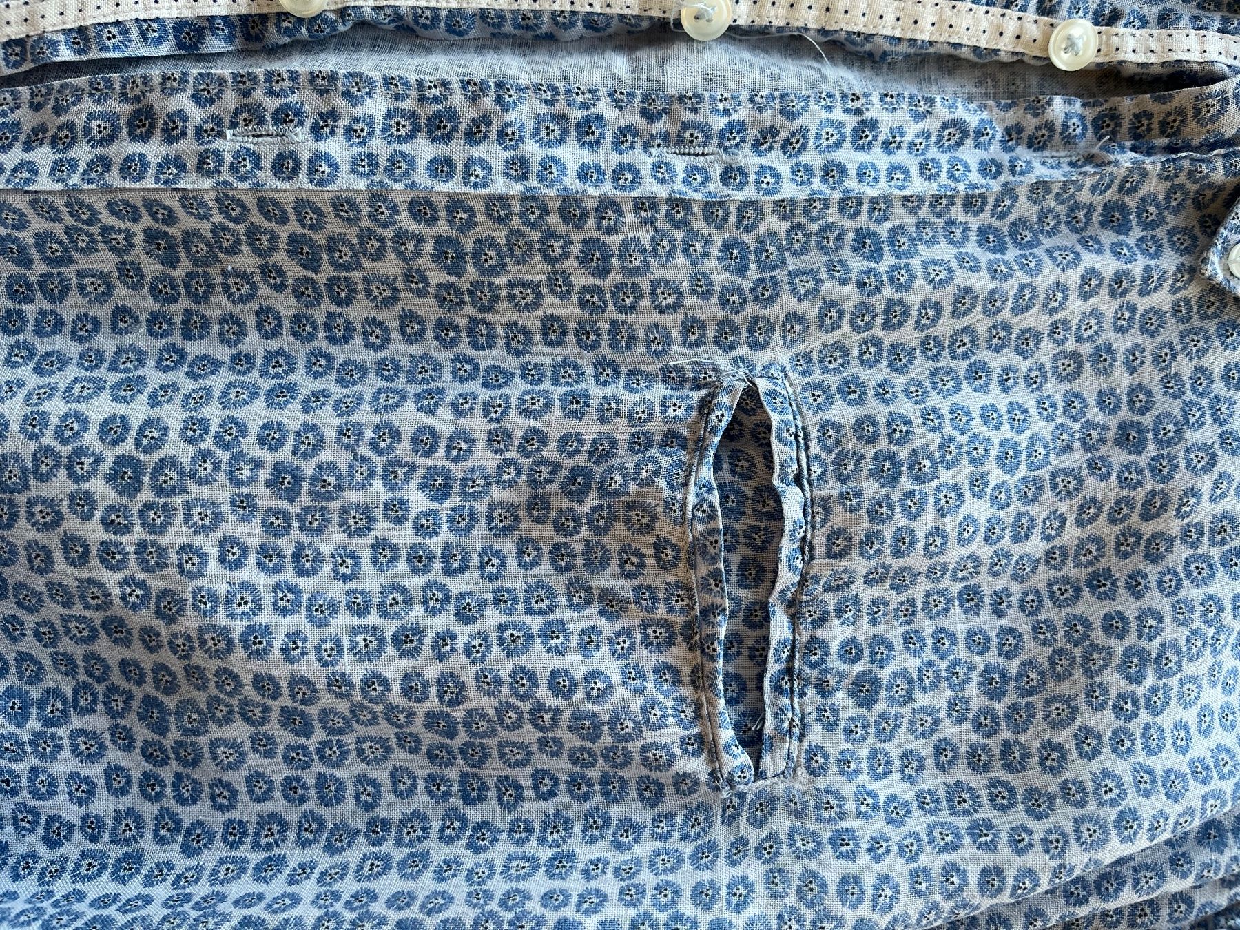 Globus Camicie: Leinenhemd von Globus Grösse S, hellblau gemustert – Usato da Kriens venduto da Hasebueb 2