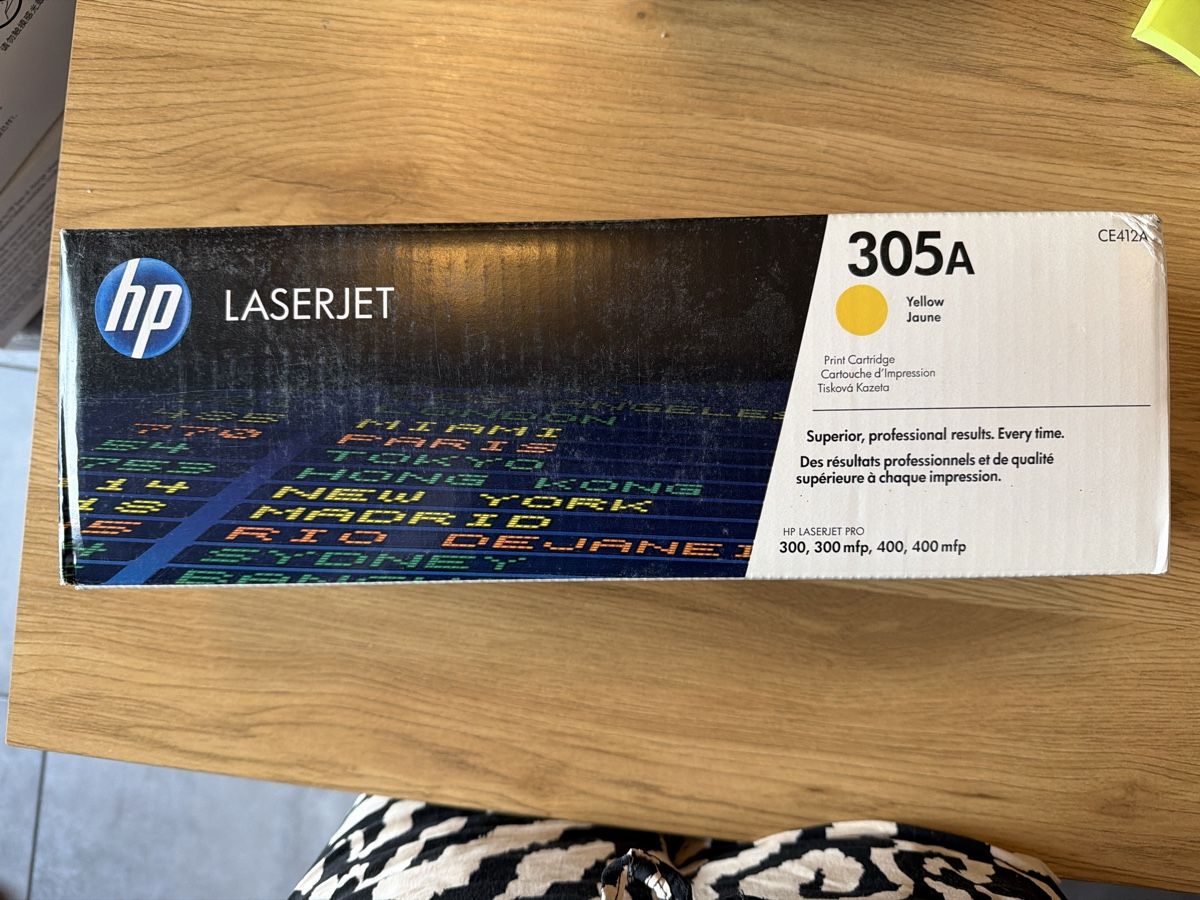 Hewlett Packard Cartucce per stampanti & toner: Cartouche d'impression laserjet HP CE412A jaune – Nuovo e nell'imballaggio originale da Estavayer-le-Lac venduto da Estelledbersier