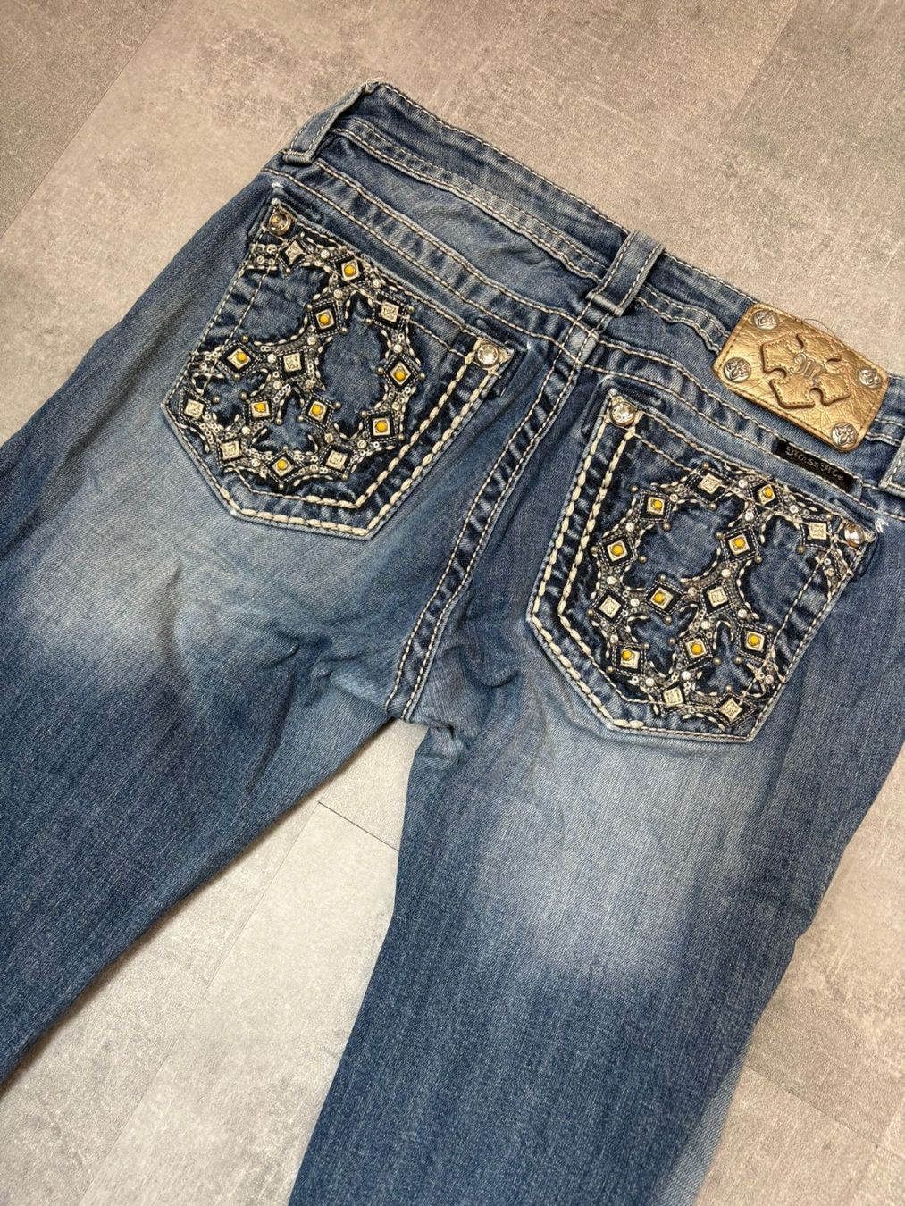 Jeans: Miss Me Bootcut Flared Jeans - Grösse M/29 – Gebraucht aus Werdenberg von hase.vintage