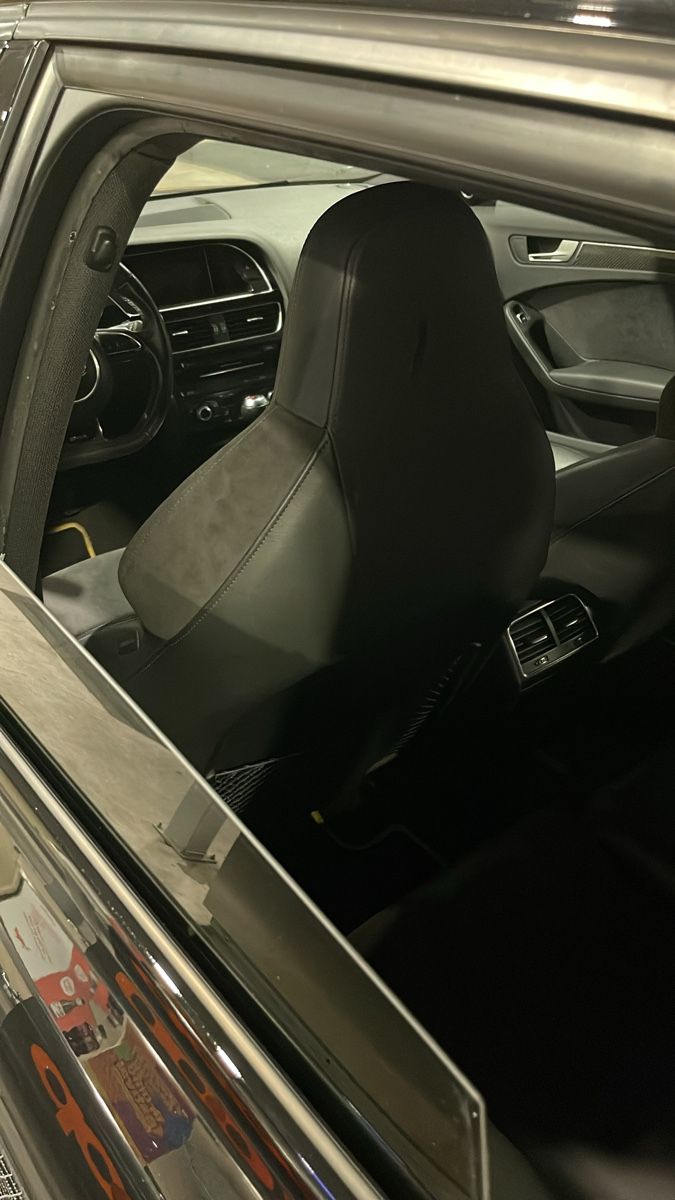 Services et réparations: Audi Rs4 4.2l v8 450ps – D'occasion à zürich par khouya01 3