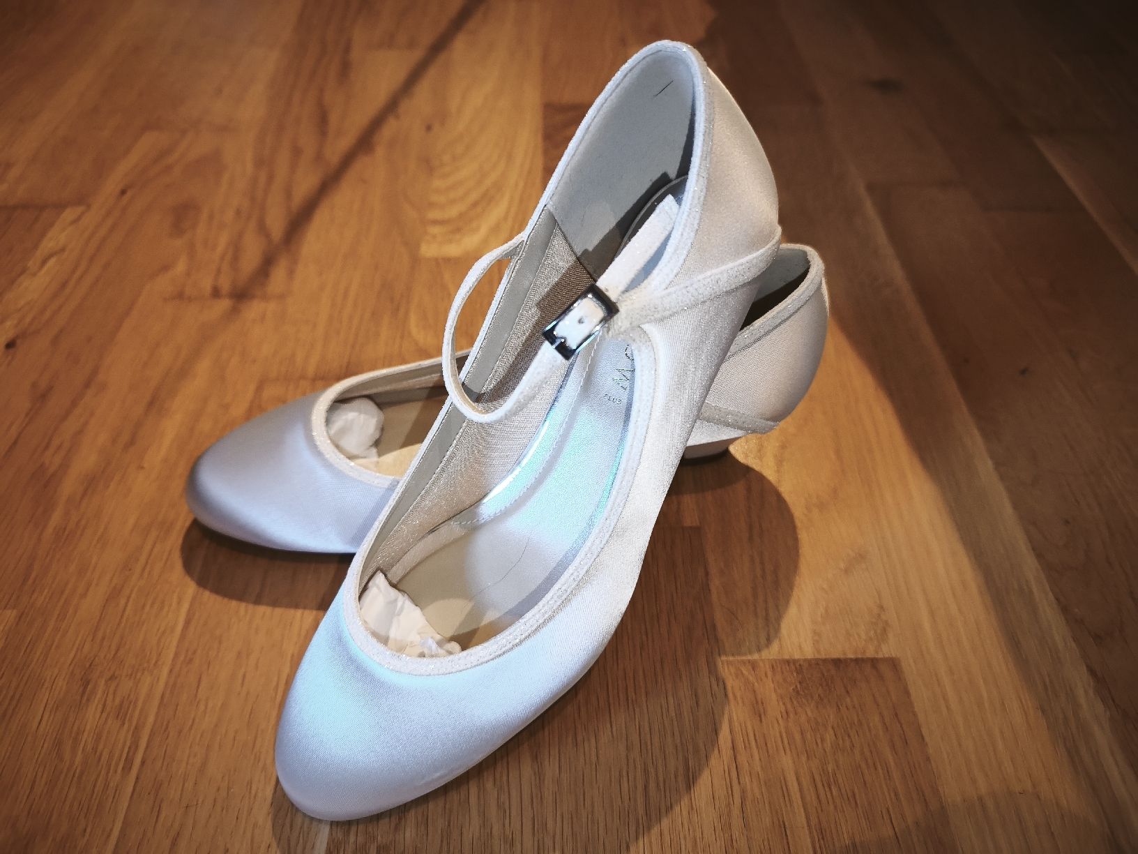 Rainbow Scarpe da donna: Brautschuhe Rainbow Club Marsha Gr. 38 – Nuovo (secondo la descrizione) da Zeglingen venduto da Vanillacoke