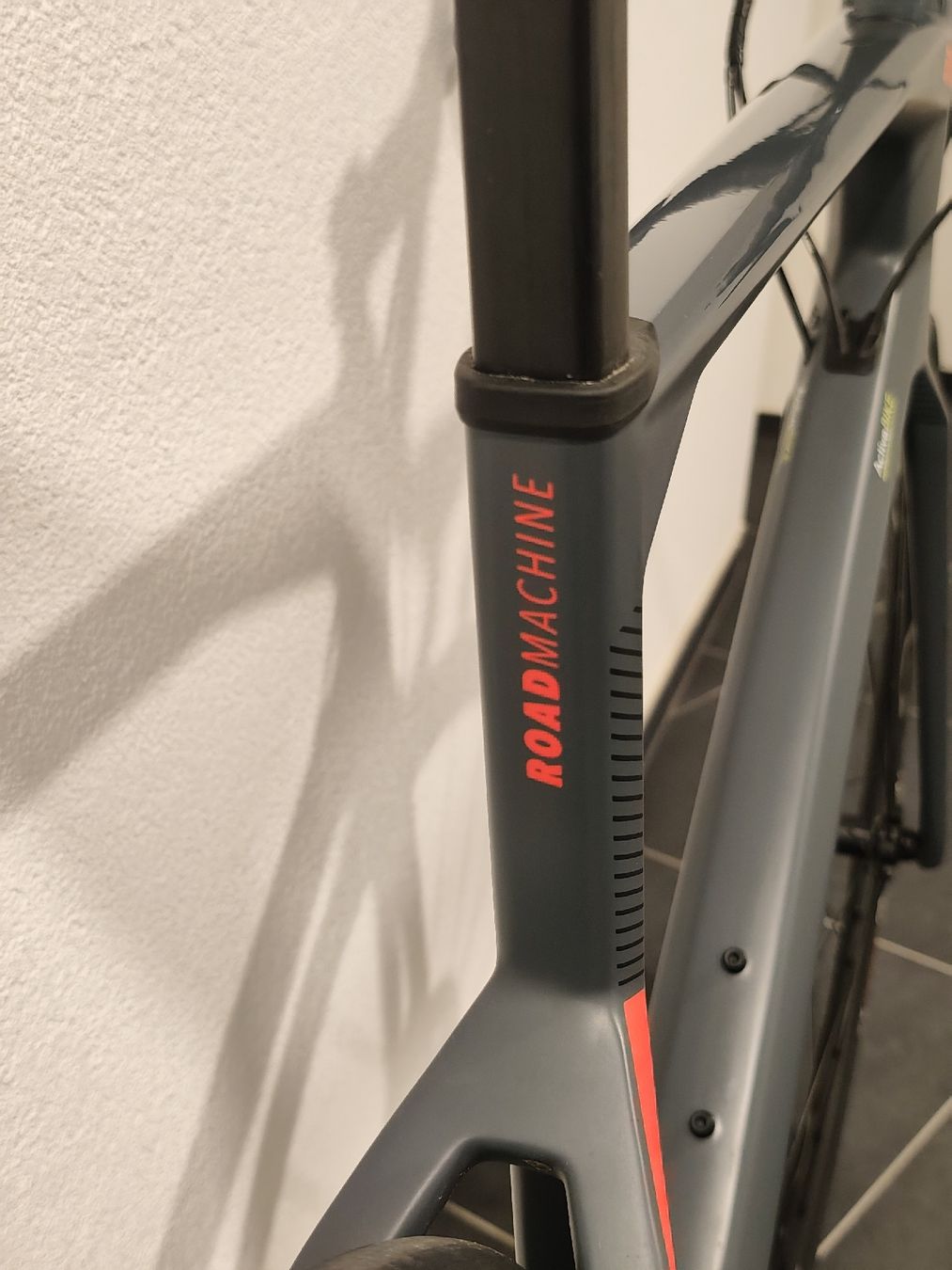 BMC Biciclette: BMC RoadMachine Three Ultegra Disc Endurance 2 – Nuovo (secondo la descrizione) da Farvagny-le-Grand venduto da tzo13 5