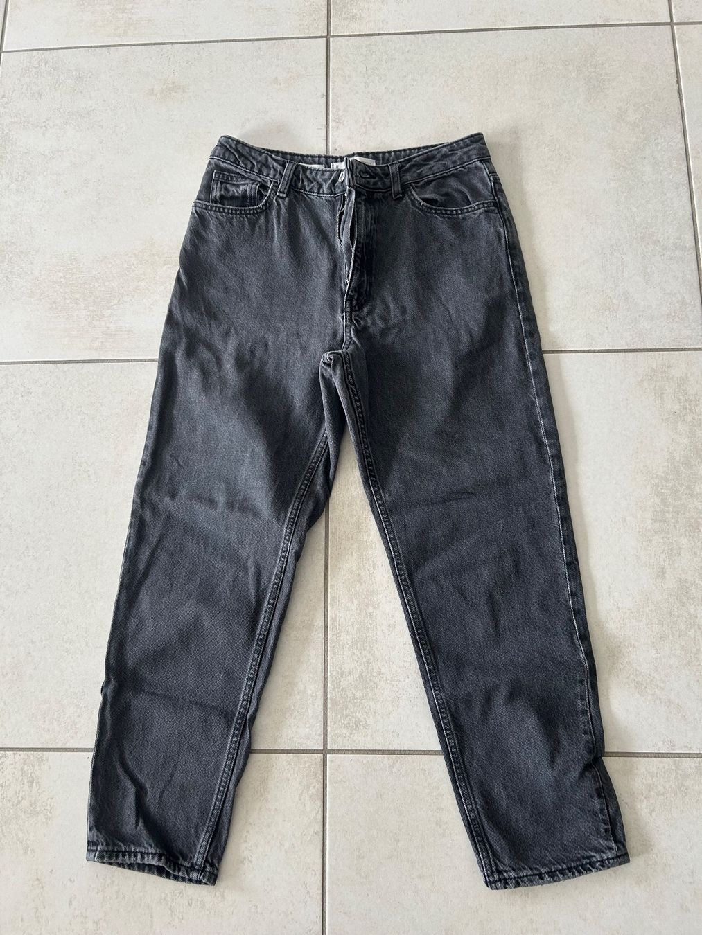 Mango Jeans: Jeans Mango Mom – Usato da Courrendlin venduto da loko2910