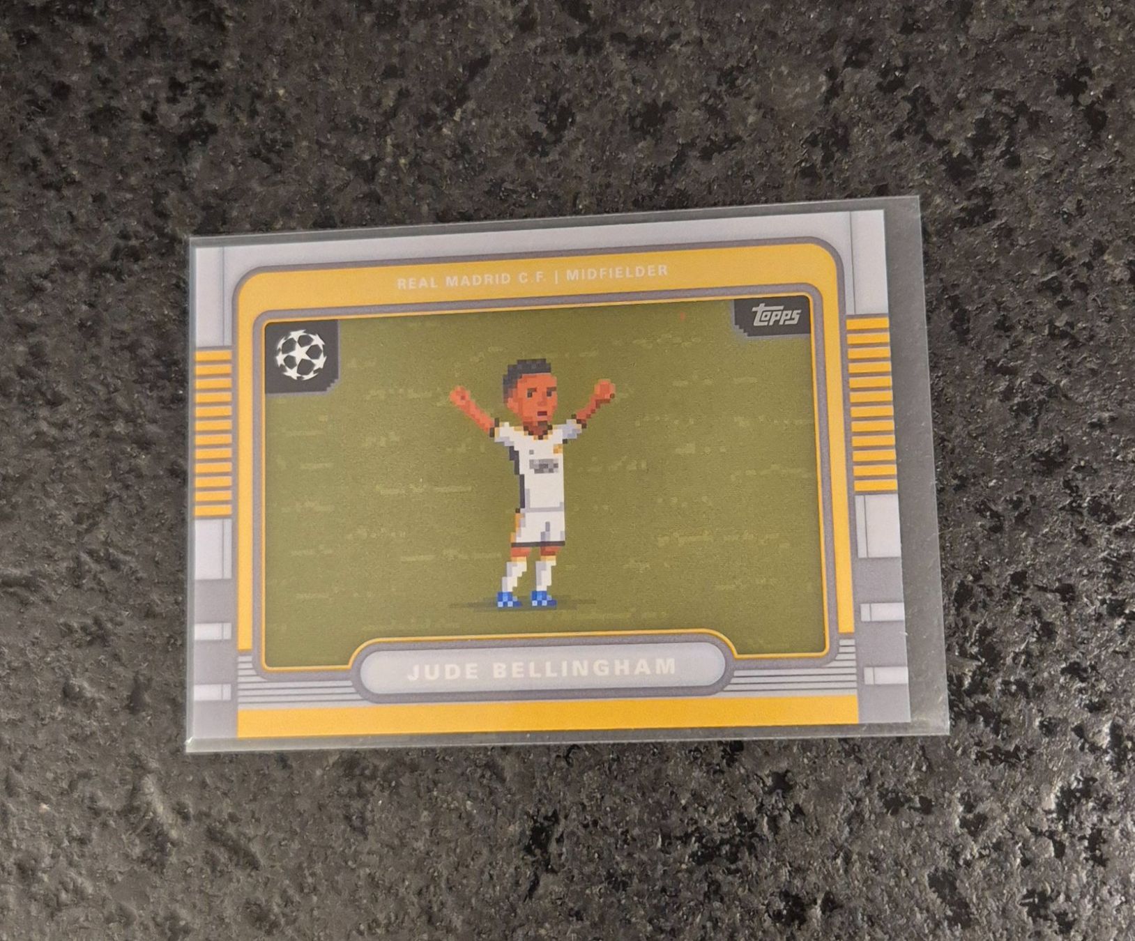 Topps Carte collezionabili: Jude Bellingham - 8 Bit - Real Madrid - Topps – Nuovo (secondo la descrizione) da Burg AG venduto da Danoe