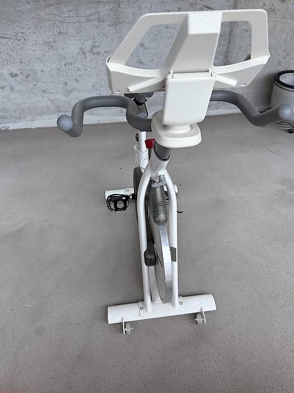 Hometrainer: Exercise Spinning Bike – Usato da Glattpark(Opfikon) venduto da Greta_hei 1