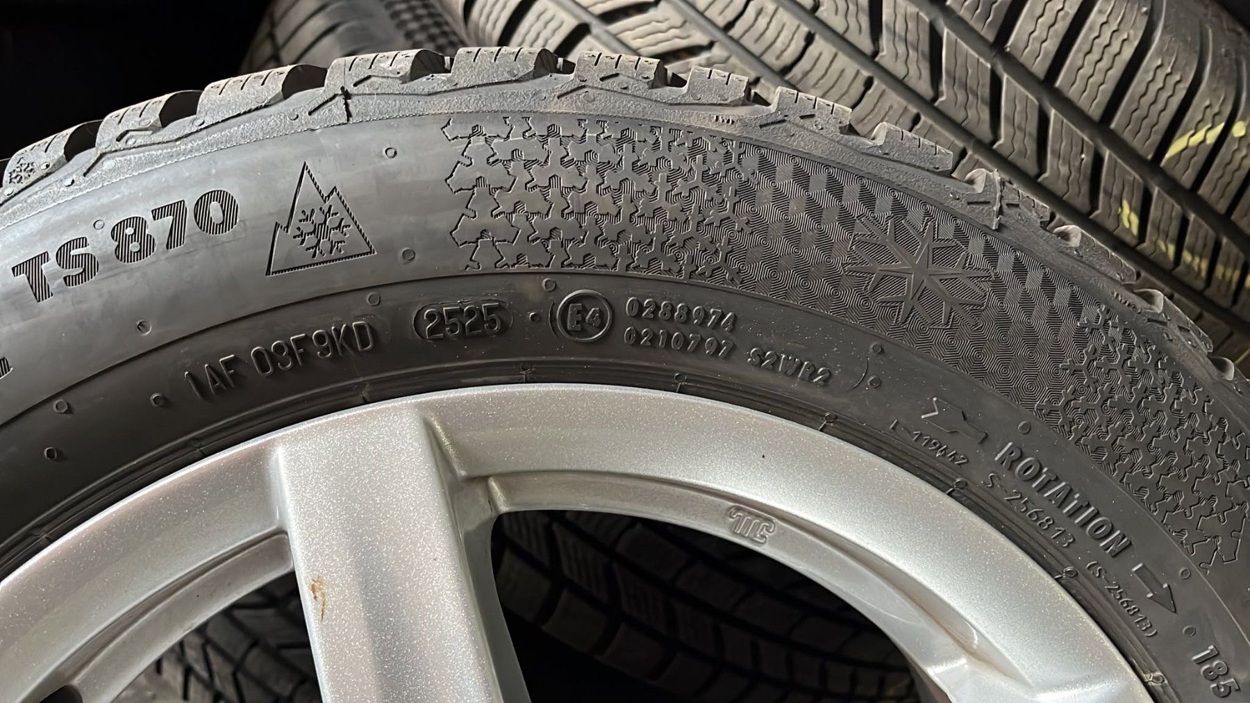 Pneumatici & Ruote complete: VW Polo 1.2 TSI Räder – Usato da Tinizong venduto da celine777 2