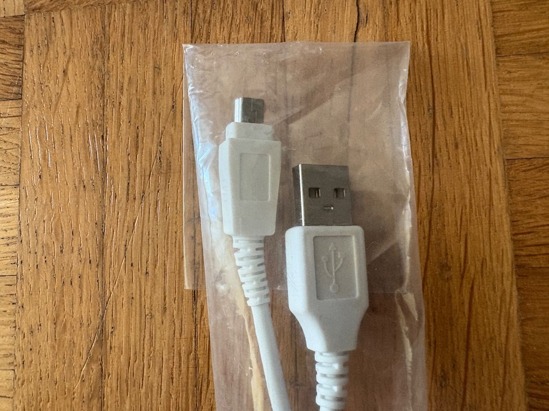 Chargements: Verbindungs-/Ladekabel – Neuf avec emballage d'origine à Grenchen par SweetiesCH 1