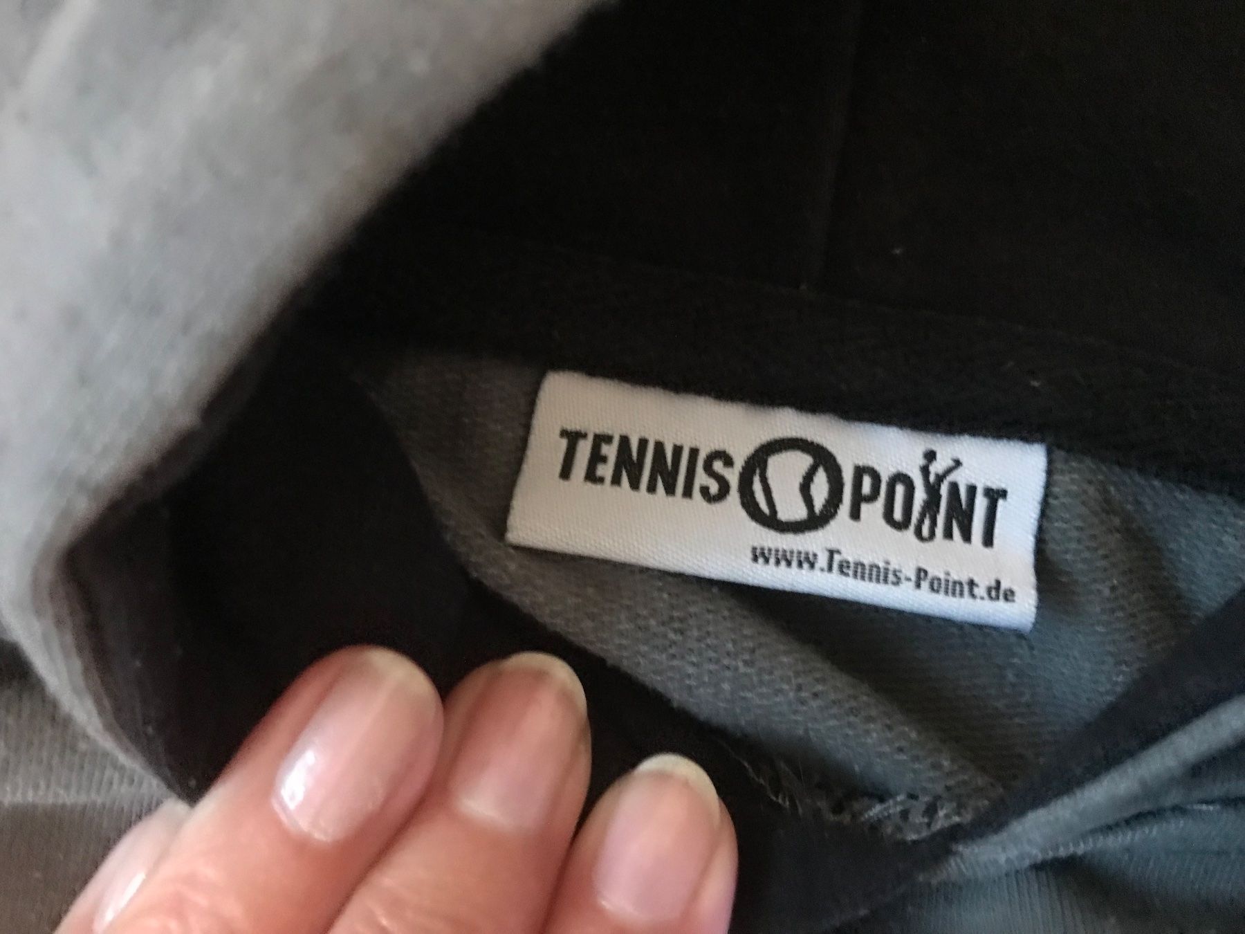 Maglioni & Felpe: Hoodie Tennispoint Gr. 152 – Usato da Mauren venduto da SB1606 2