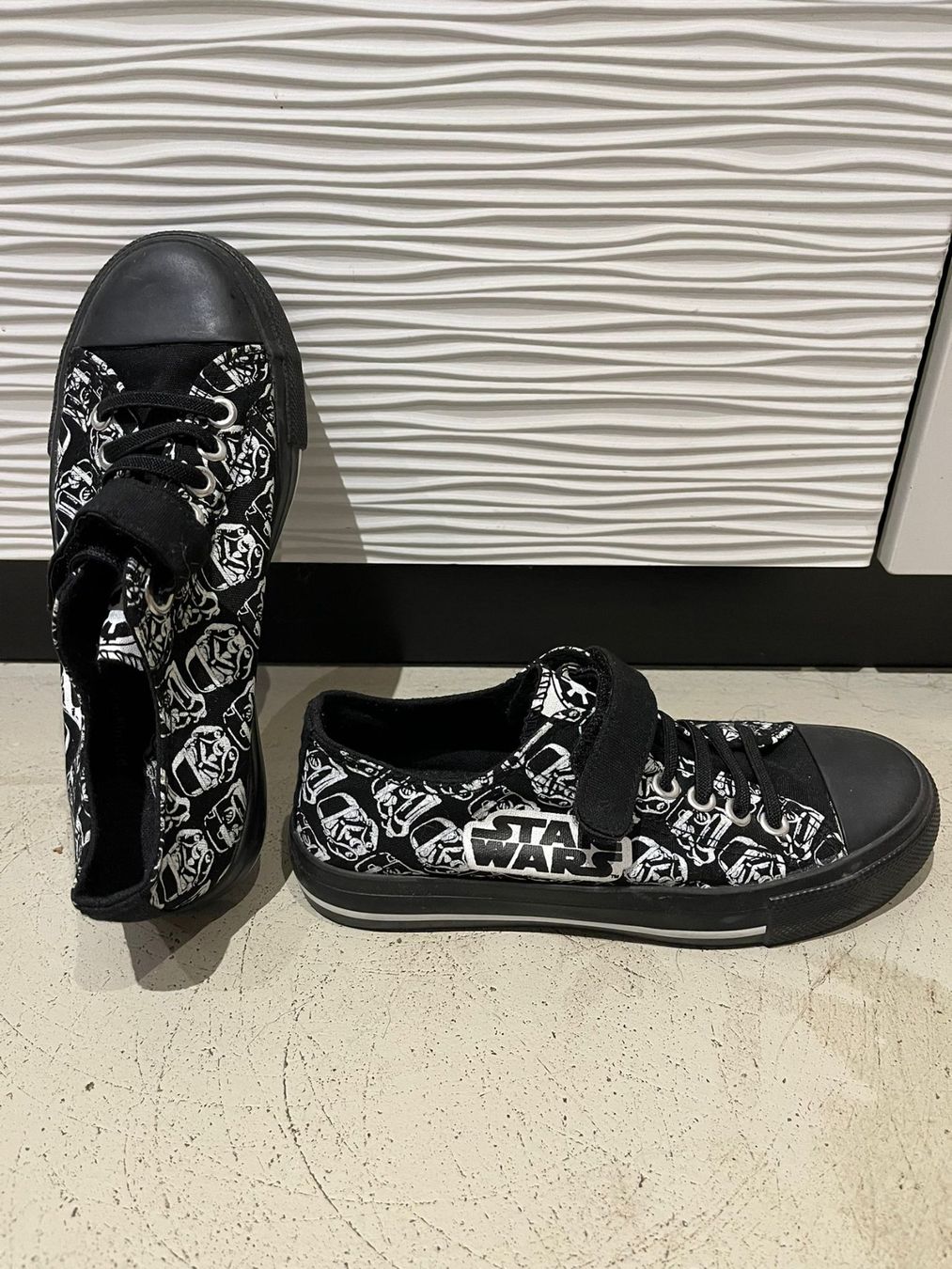 Scarpe da uomo: Star Wars Schuh Grösse 32 NEU – Usato da Utzigen venduto da melibu10