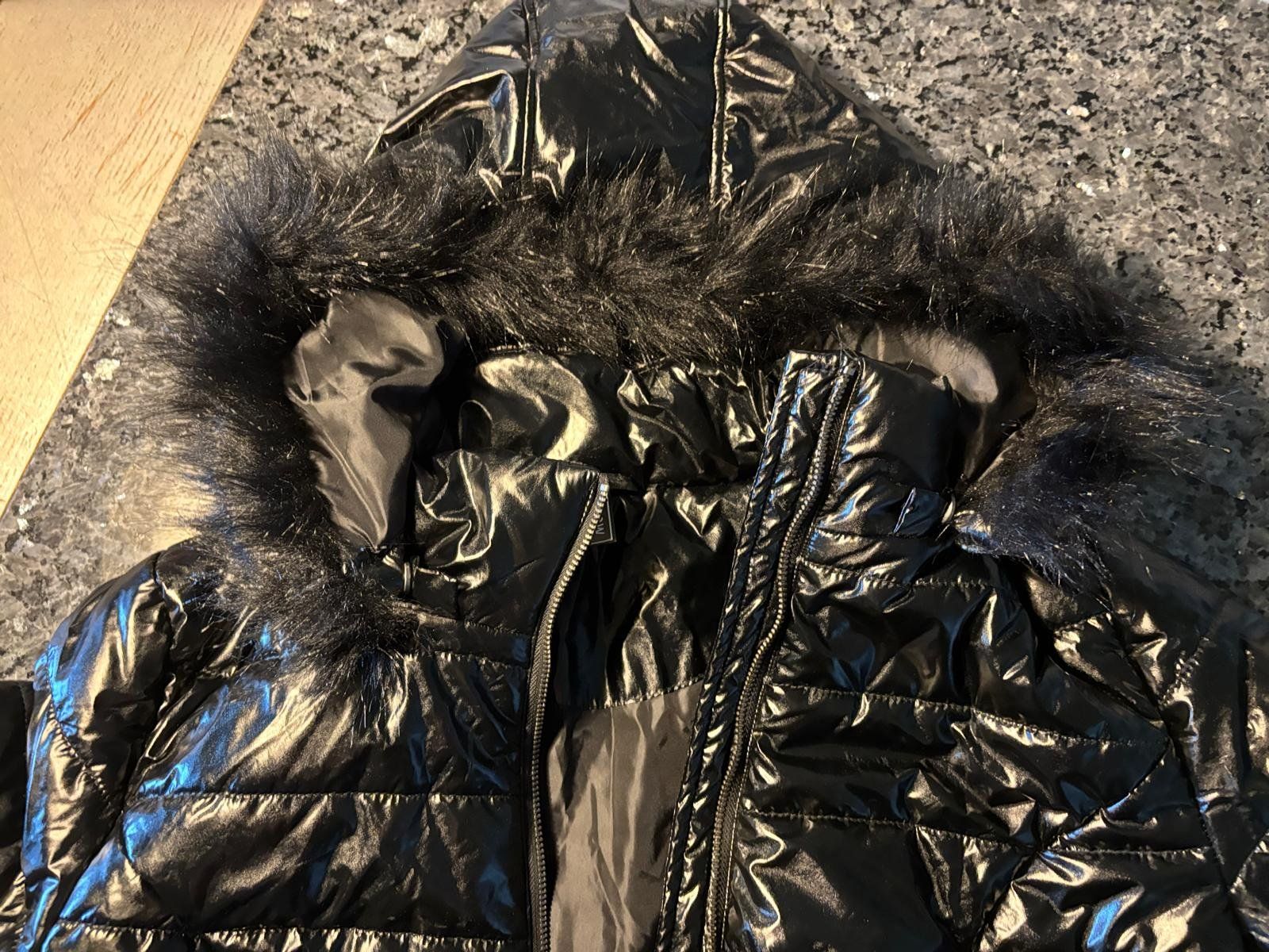 Rainbow Vestes: Dünne Damen Winterjacke – D'occasion à Sulz AG par ZIRON-ART