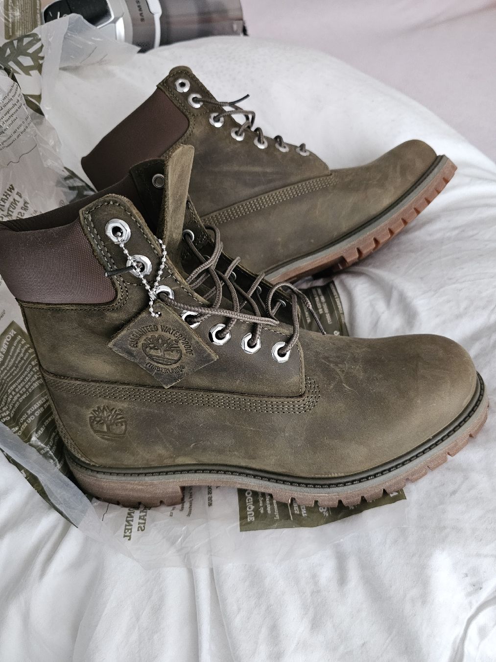 Scarpe da uomo: timberland boots 42 – Nuovo (secondo la descrizione) da Amriswil venduto da newschweiz