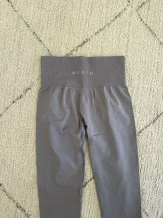 NVGTN Leggings grau Damen Grösse S neuwertig