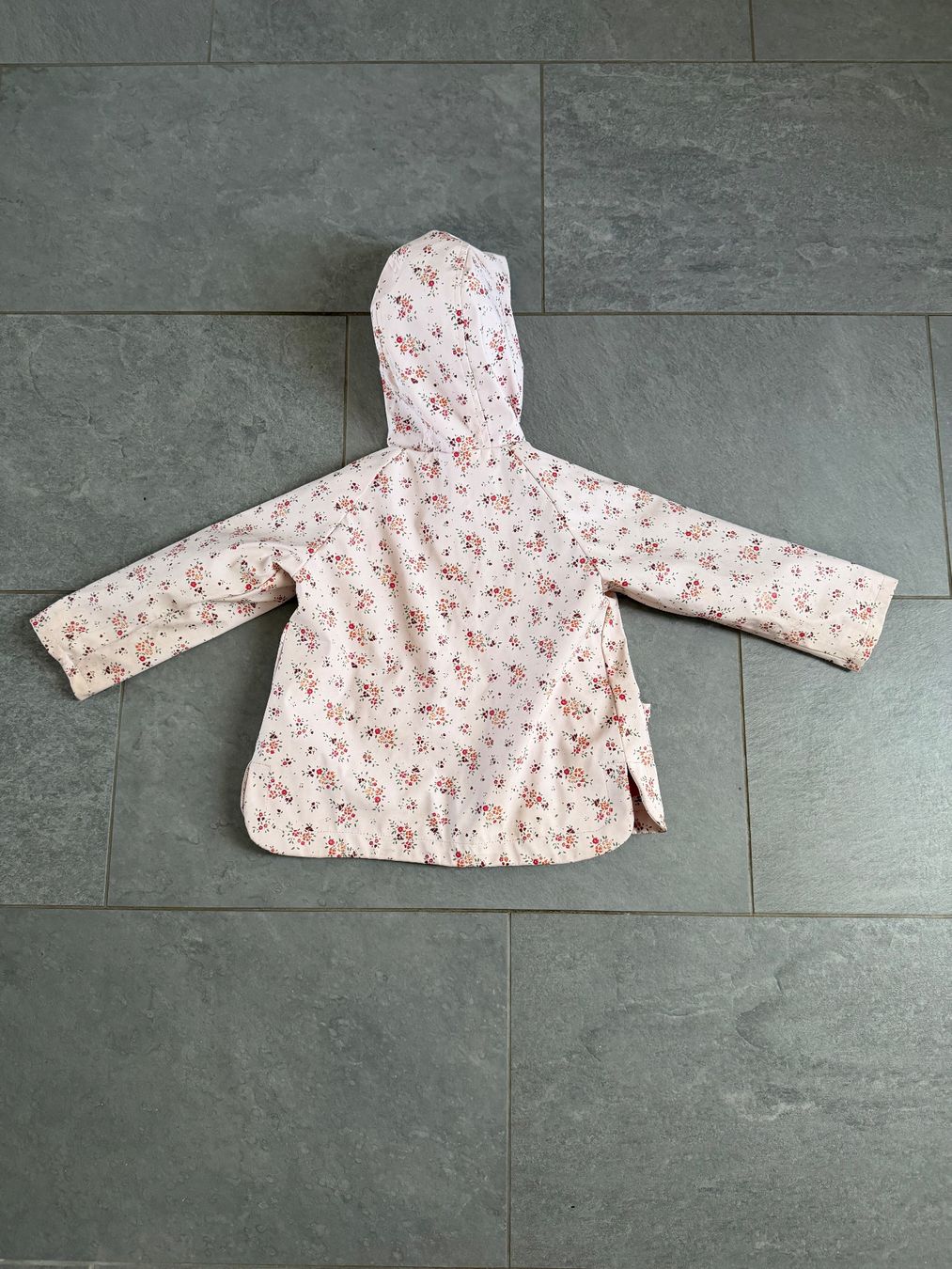 Jacken & Mäntel: Regenjacke – Gebraucht aus Lommiswil von Blusti 1