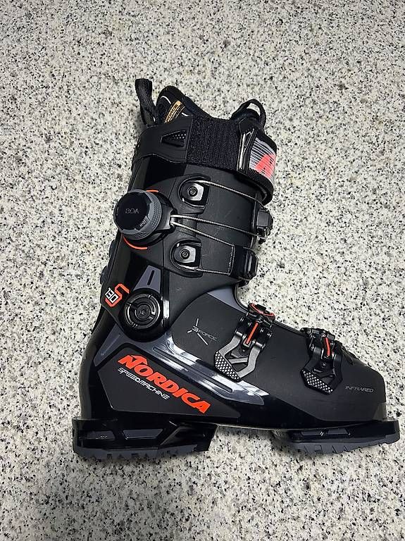 Herrenschuhe: Nordica speedmachine 130 boa – Gebraucht aus Leysin von sil_q8tn