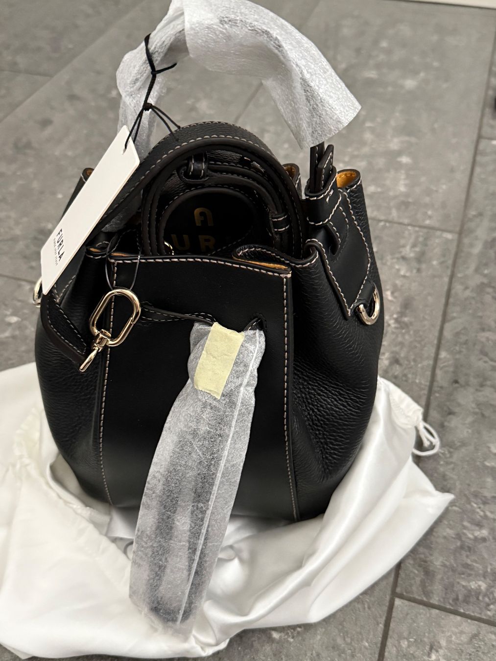 Furla Borse da donna: Furla Beuteltasche – Nuovo e nell'imballaggio originale da Schafisheim venduto da Weicla
