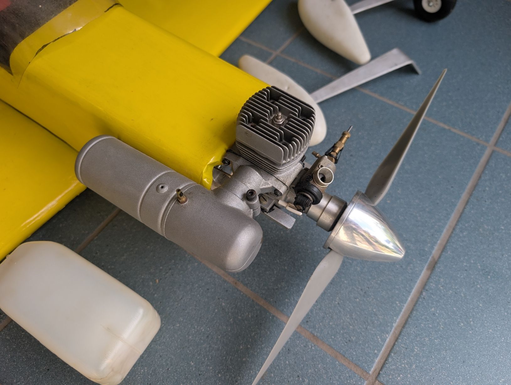 Modellismo RC: Extra 300 mit 1.5Meter Spannweite – Usato da Winterthur venduto da Beni3141 2
