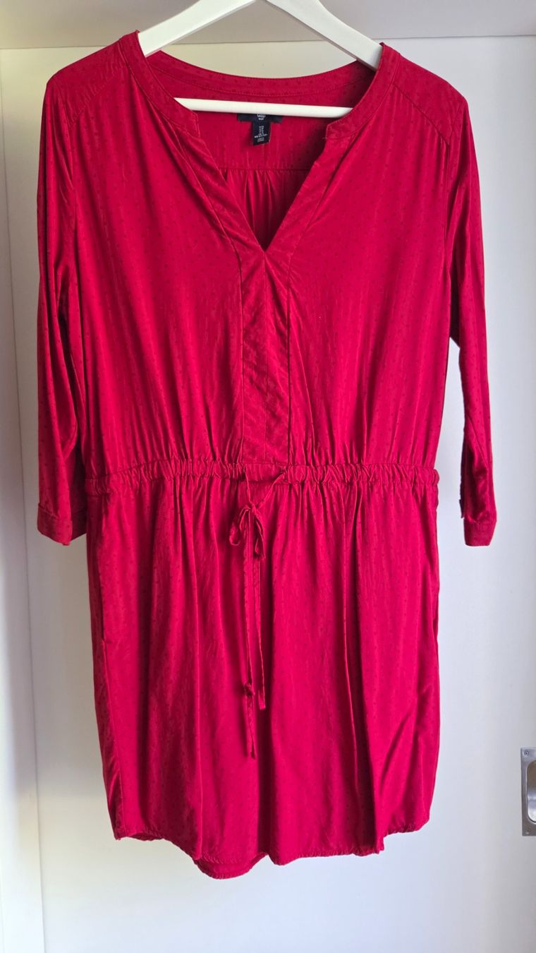 Gap Vestiti: Gap Dress Rot S – Usato da Fislisbach venduto da Maieriisli25 1
