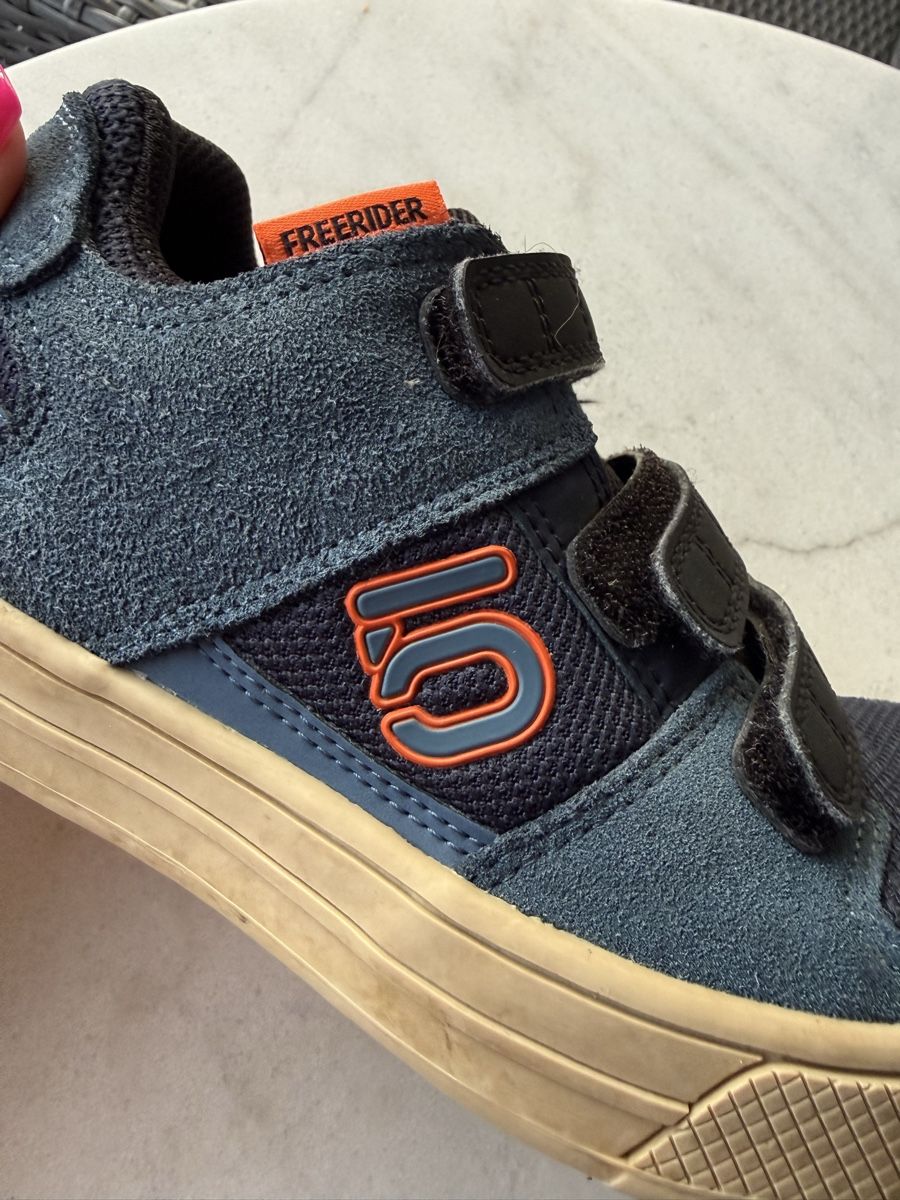 Five Ten Scarpe per ragazzi: Adidas Five Ten Kinder MTB-Schuhe Grösse 36 – Usato da Allschwil venduto da Artur15 1