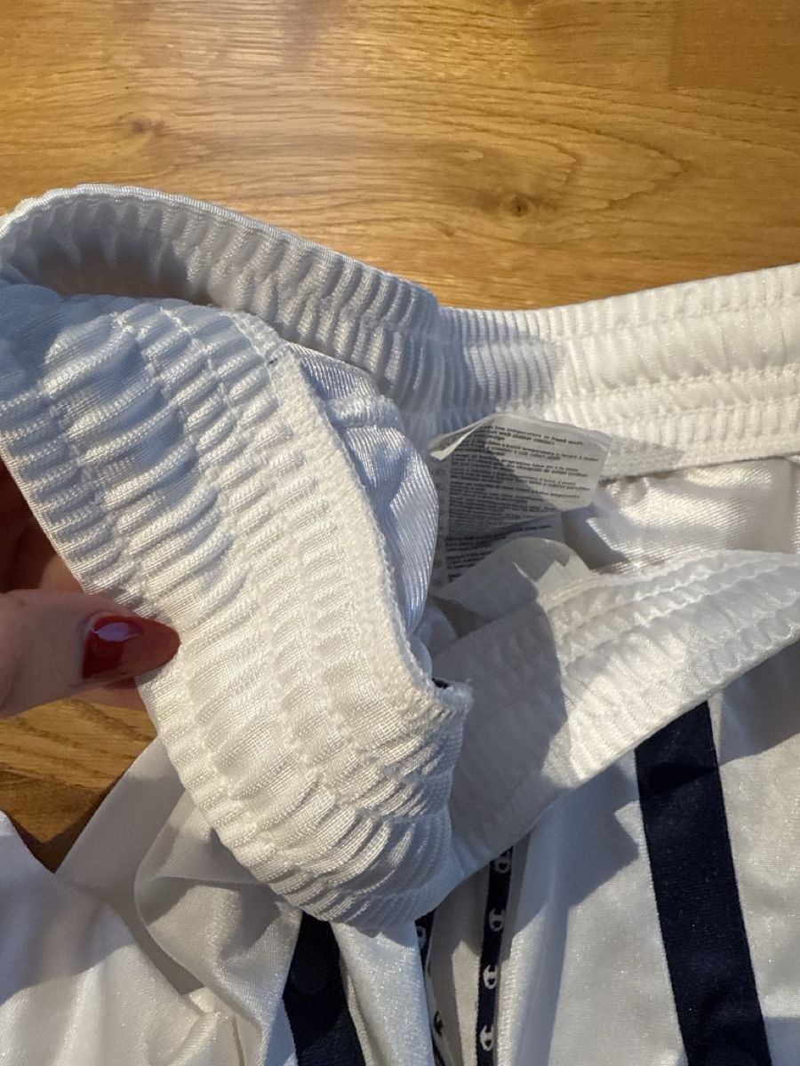 Champion Hosen: Trainerhose – Neu (gemäss Beschreibung) aus Kriens von g_b_mk7j 6