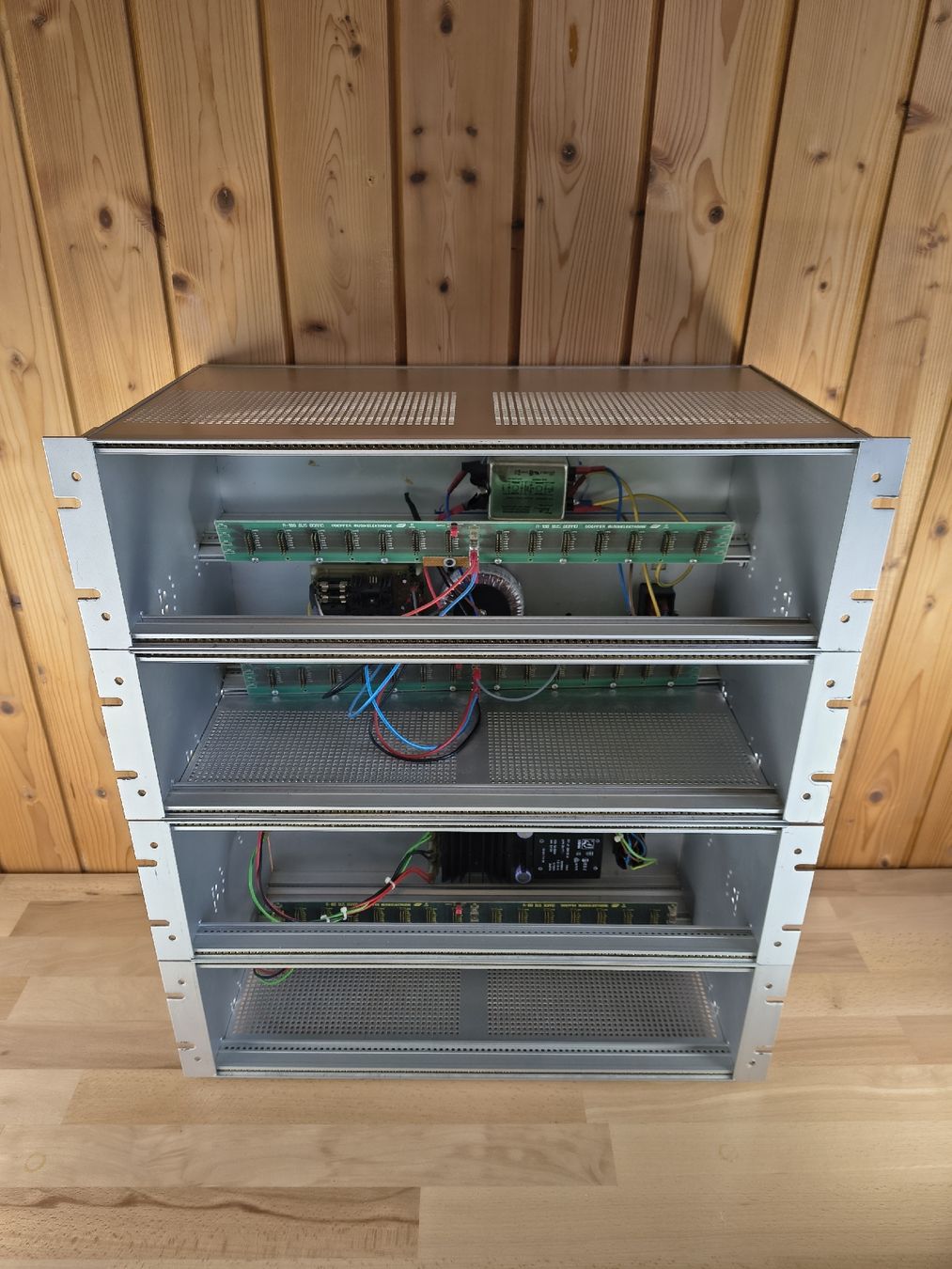 Doepfer Musikinstrumente: Doepfer A-100 Cases – Gebraucht aus Bürglen UR von Heeralimelk 1