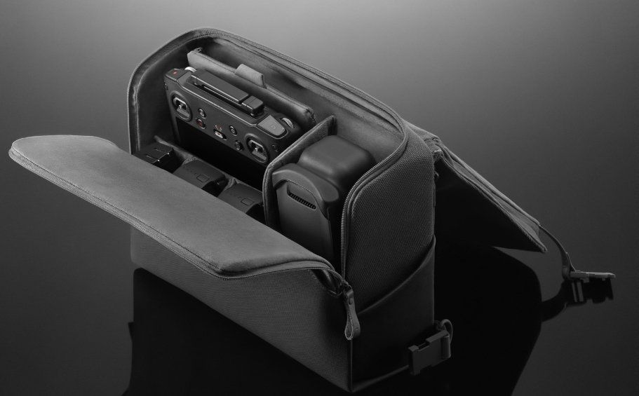 DJI Zaini: DJI Mavic 3 Tragetasche / Rucksack – Nuovo (secondo la descrizione) da Hägendorf venduto da voxi66