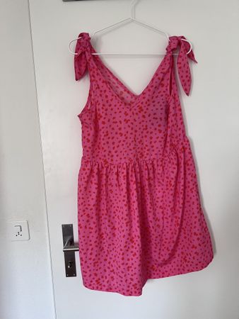 Sommerliches, rosa Kleid mit Blumenmuster, Grösse XS