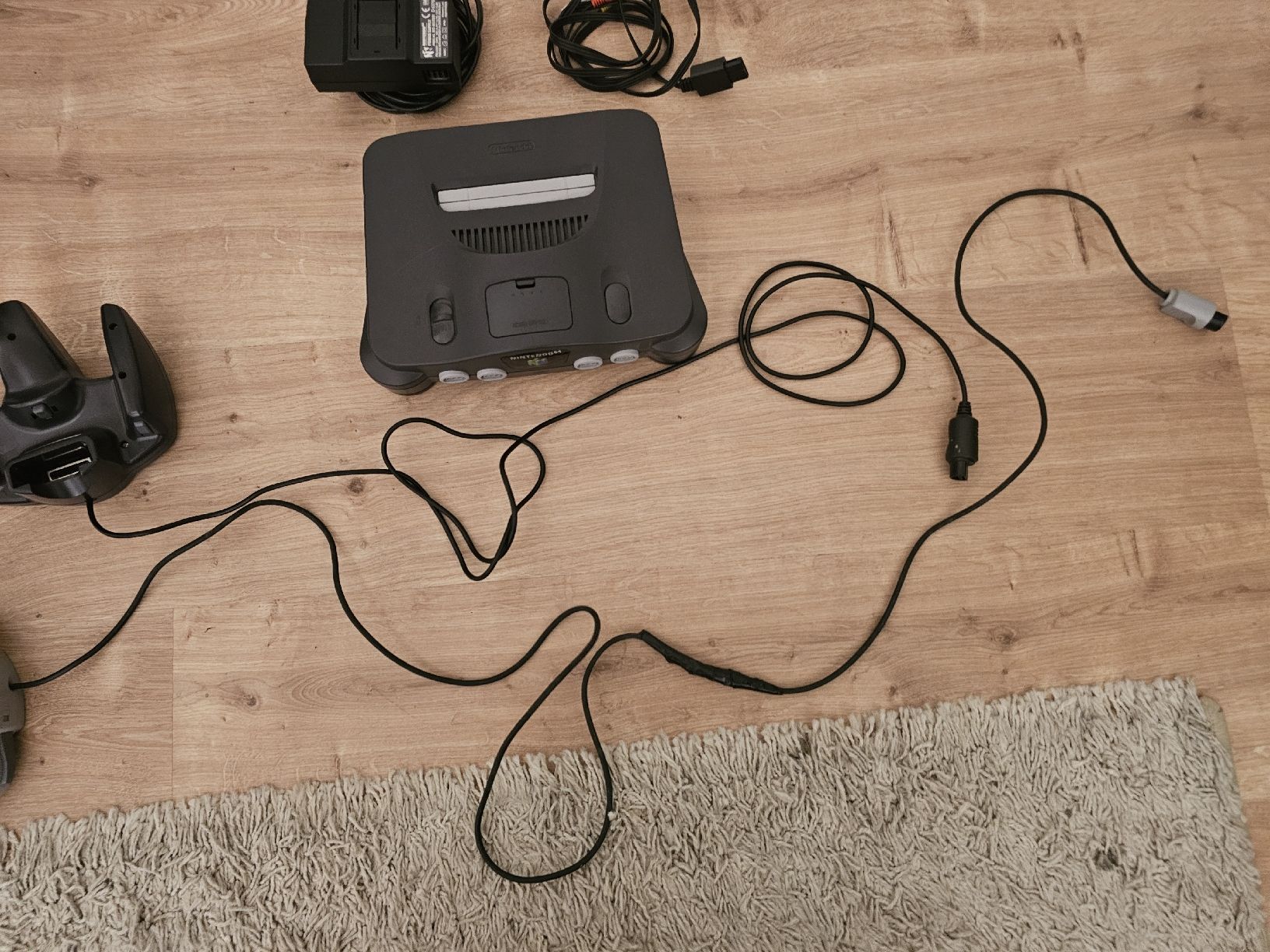 Nintendo Console: nitendo n64 konsole – Usato da Kreuzlingen venduto da milo-ss 7