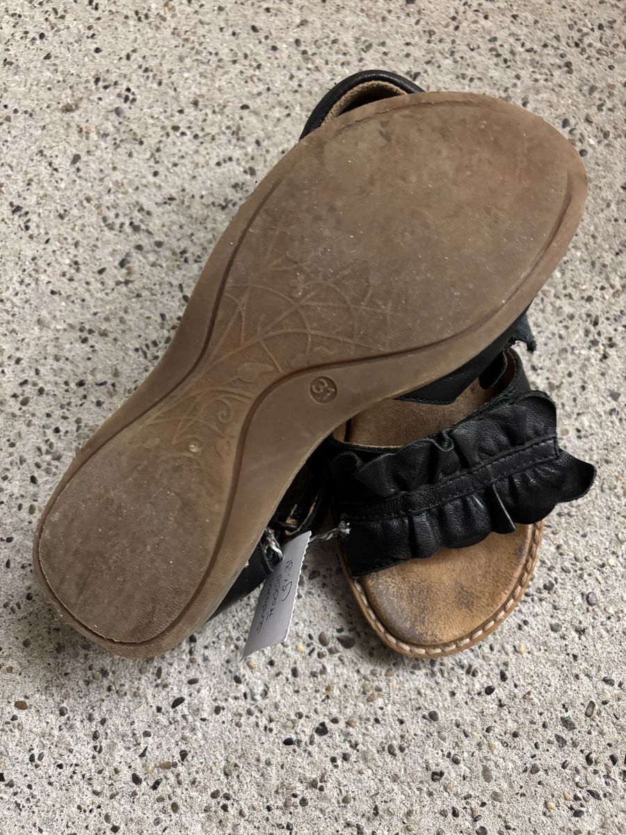 Froddo Chaussures filles: Froddo Sandale Mädels, Grösse 31 – D'occasion à Büren an der Aare par Nikito2001 4