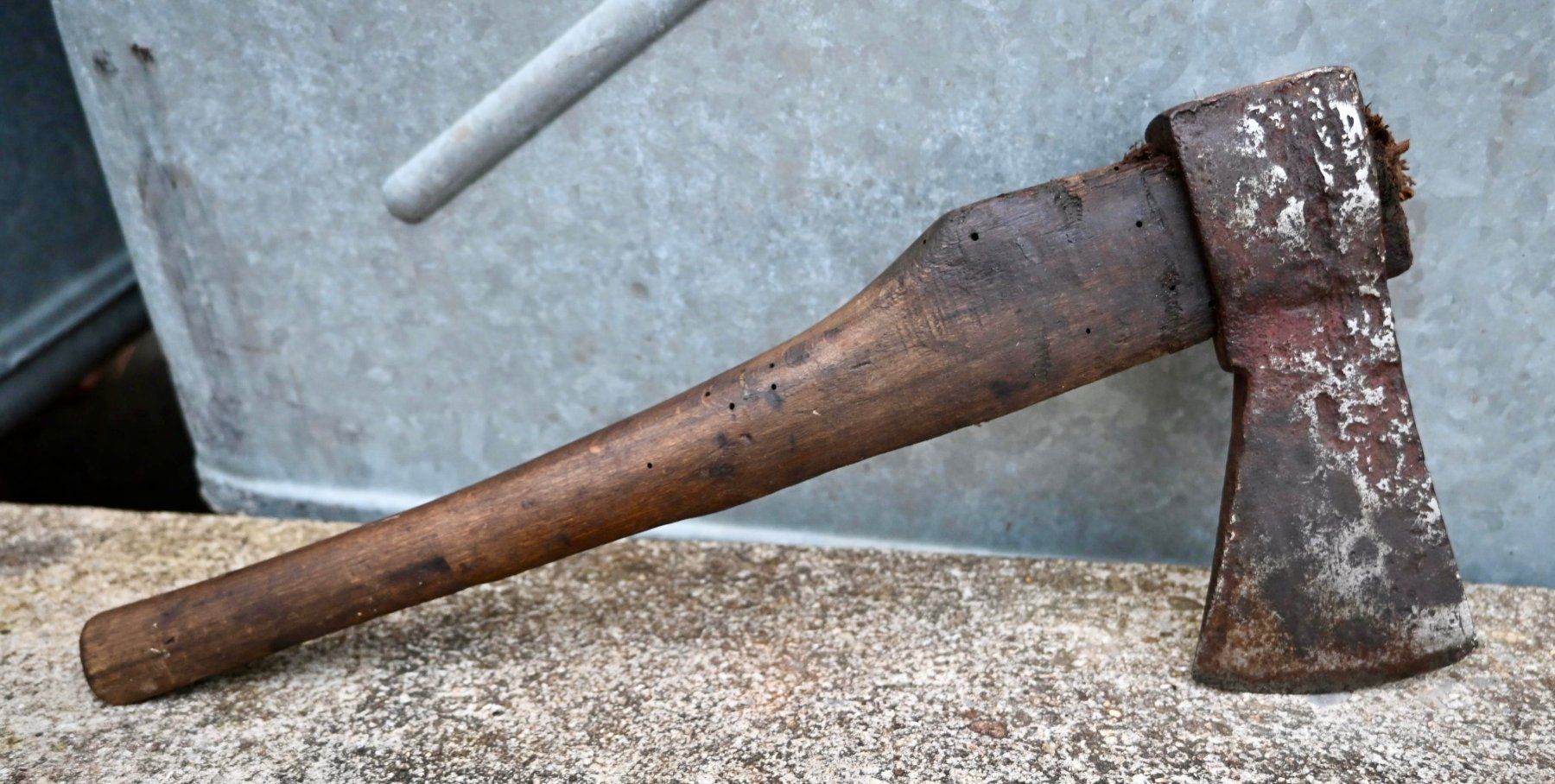 Tutti gli attrezzi: antikes HANDBEIL geschmiedet Länge 39cm – Usato da Pfaffhausen venduto da mono_rec 1
