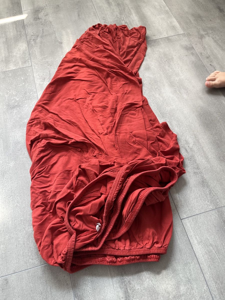 Biancheria da letto: Fixleintuch rot – Usato da Othmarsingen venduto da saliwu