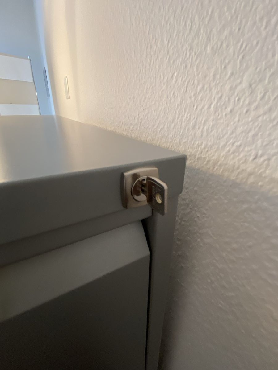 Armadi: Bisley Aktenschrank grau  – Usato da Bern venduto da Violettaline 3