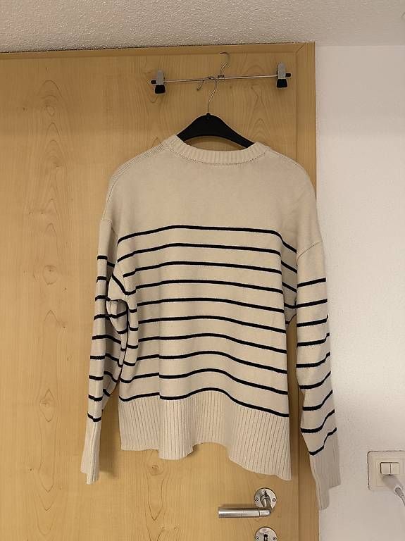 Maglioni & Felpe: Zara Pullover mit Streifen – Usato da Rorschach venduto da Tara234 1