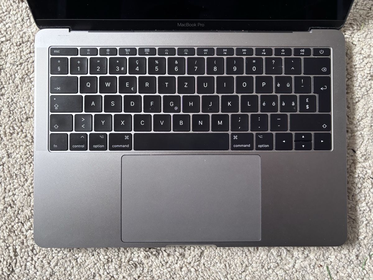 Apple Notebook: MacBook Pro 13-inch, 2017 – Usato da Röschenz venduto da mplush 1