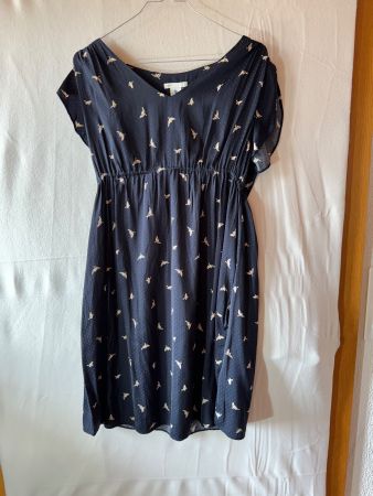 Sommerliches Umstandskleid mit Vogelmuster von H&M Gr. S