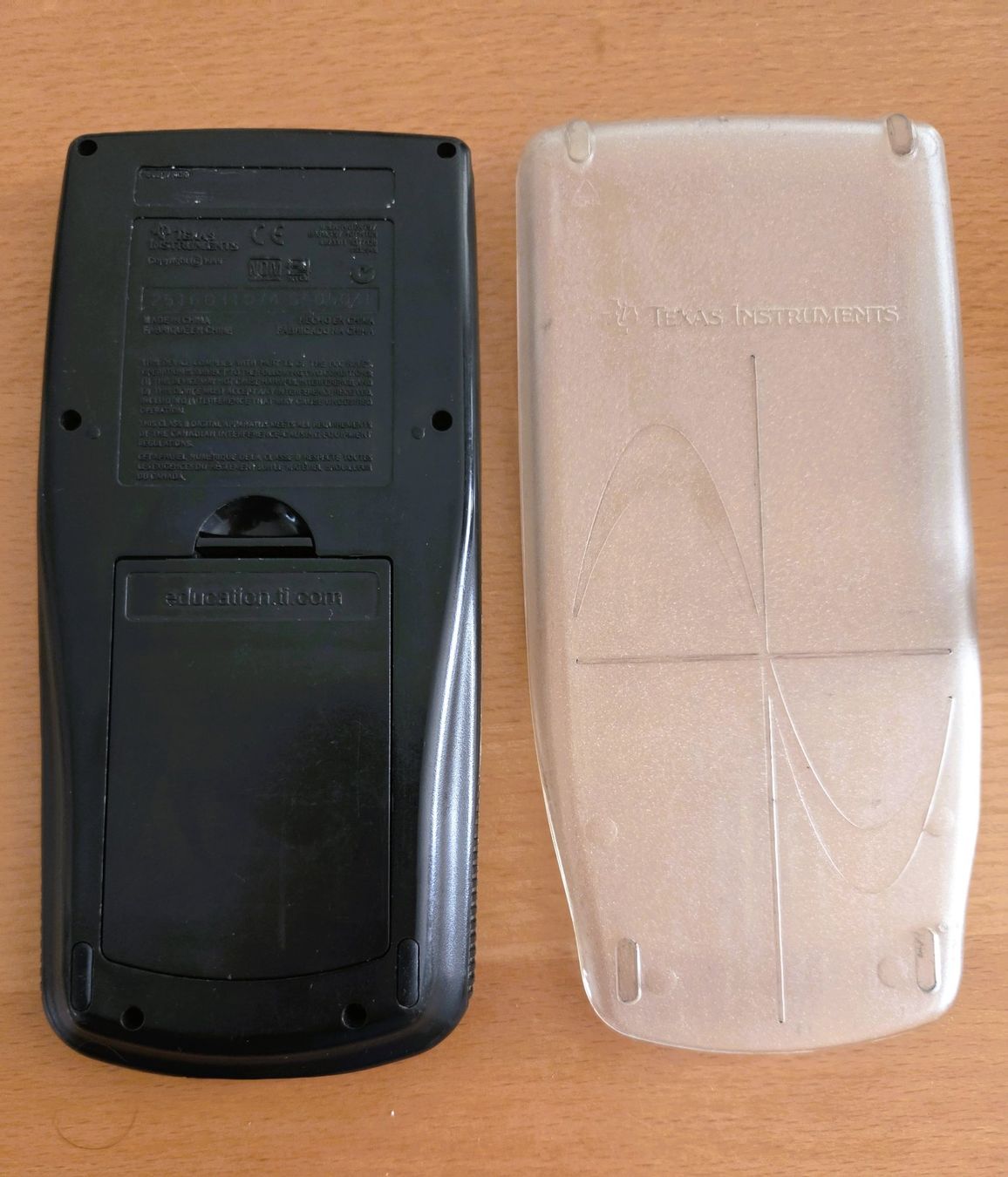 Texas Instruments Calculatrices: TASCHENRECHNER- TEXAS INSTRUMENTS TI - 83 PLUS – D'occasion à Brüttisellen par Nighttrain 1