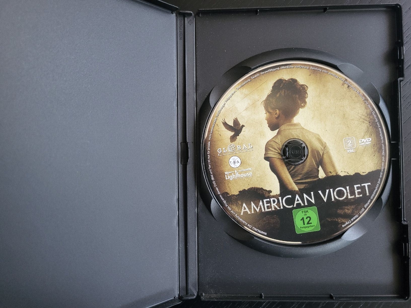 Tutti i DVDs: American Violet guter Zustand – Nuovo (secondo la descrizione) da Lausen venduto da EisAmStiel 2