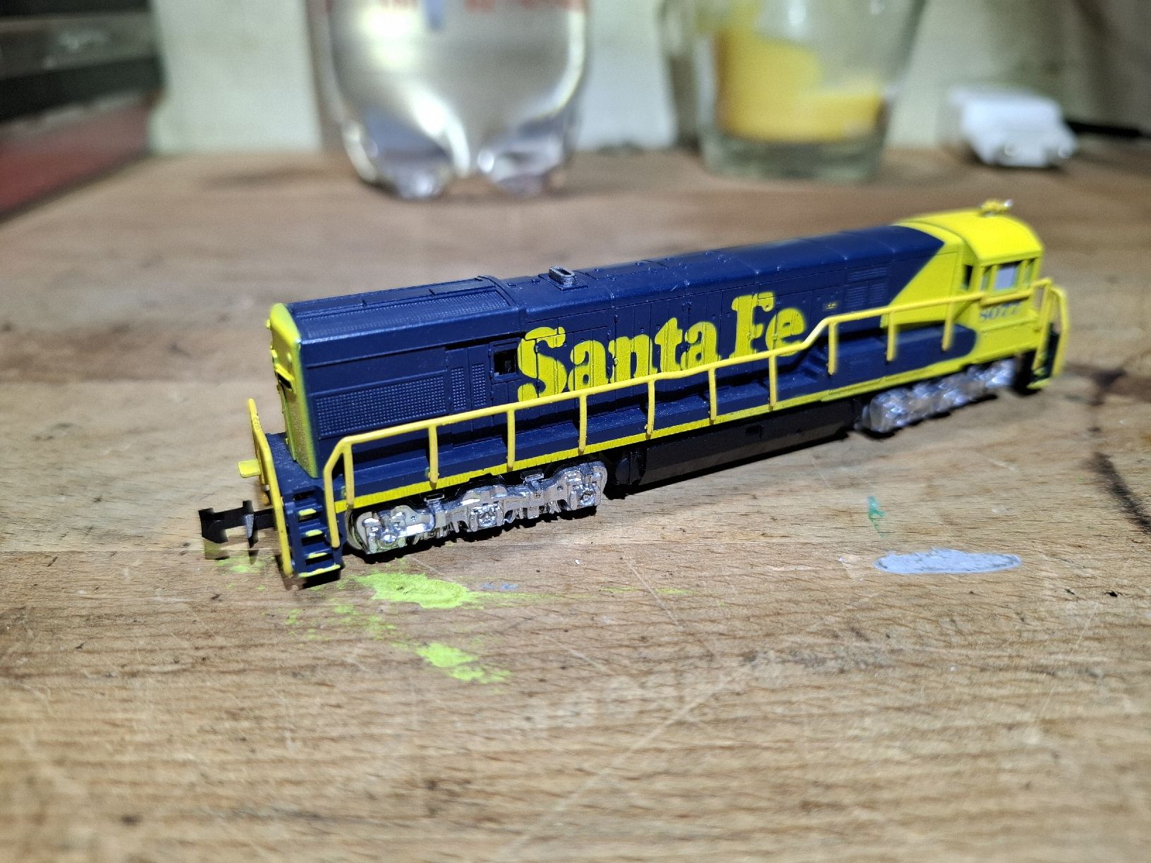 Modelleisenbahnen: Spur N Diesellok Santa Fe 8077 – Gebraucht aus Flaach von maniv6 1