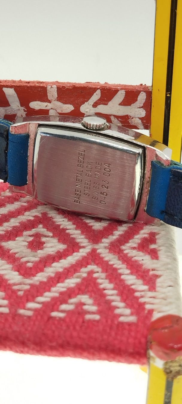 Orologi: montre électromécanique – Usato da La Chaux-de-Fonds venduto da jac_9llg 8