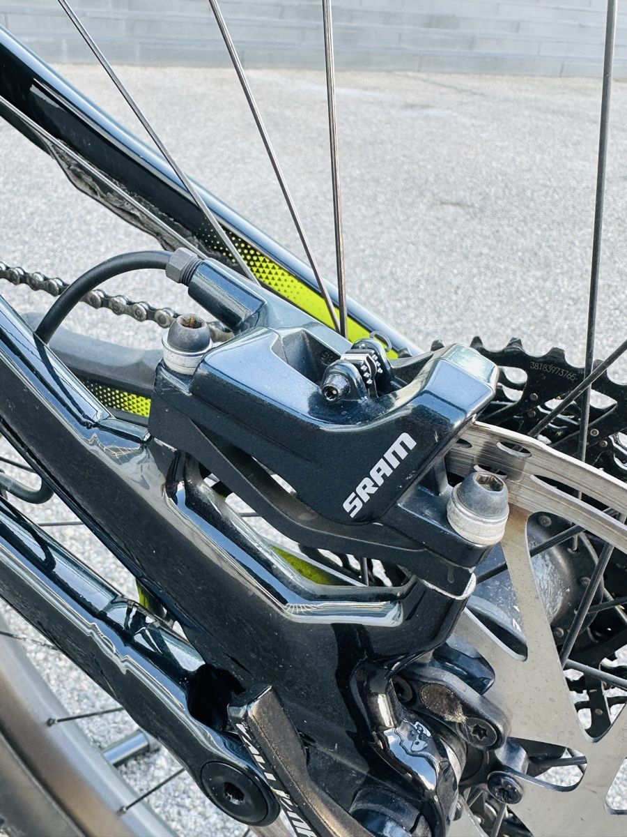 Specialized Velos: Specialized E-Bike Levo – Gebraucht aus Geroldswil von Eba2 6