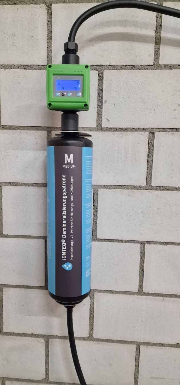 Installations sanitaires: Demineralisierungs Wandstation MEDIUM inkl. Messcomputer mc1 – Neuf avec emballage d'origine à Chur par IONTEQ