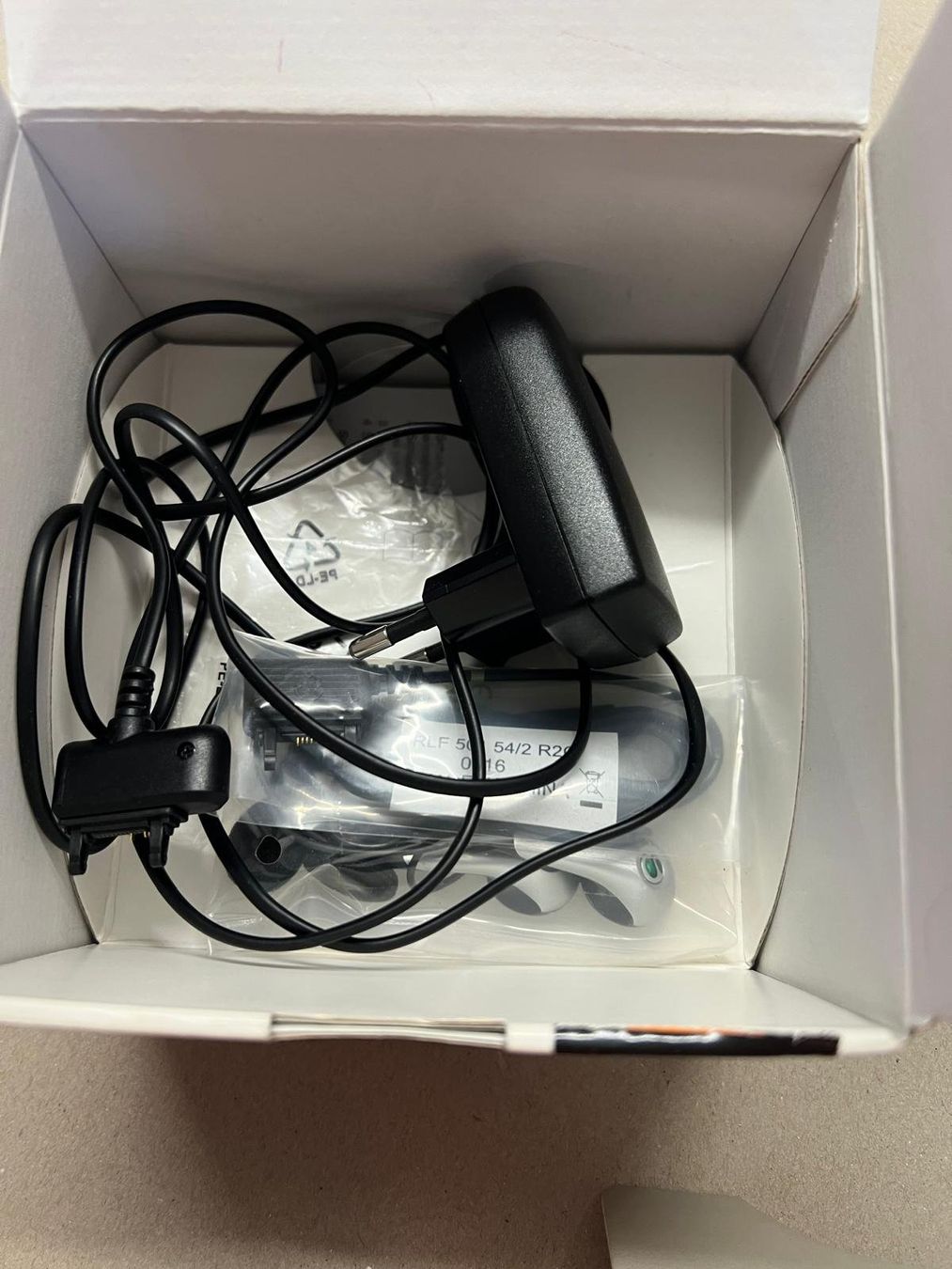 Ericsson Telefoni cellulari / Smartphones: Handy: Sony Ericsson S500i – Usato da Buchs SG venduto da malfmo 3