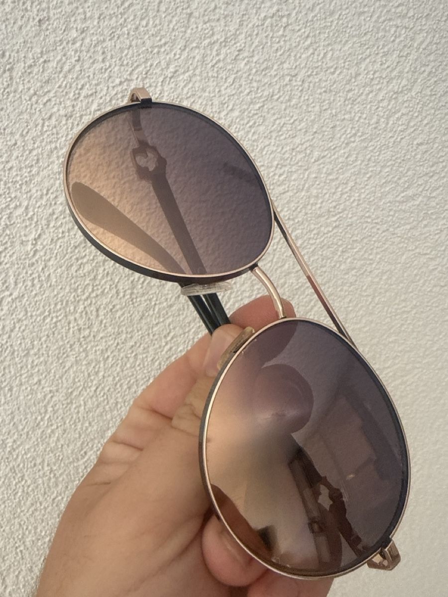 Guess Lunettes & Verres: Sonnenbrille Guess – D'occasion à Hausen AG par balisht 1